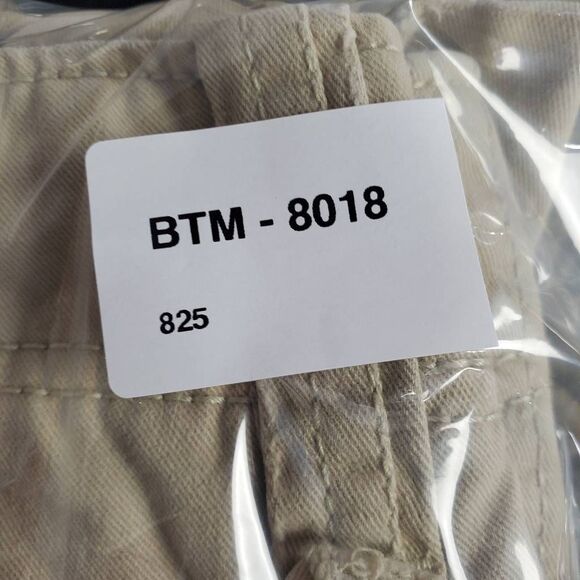 American Eagle Cargo Shorts Men’s Size 30 Khaki 100% Cotton Outdoor Utility - Picture 7 of 7